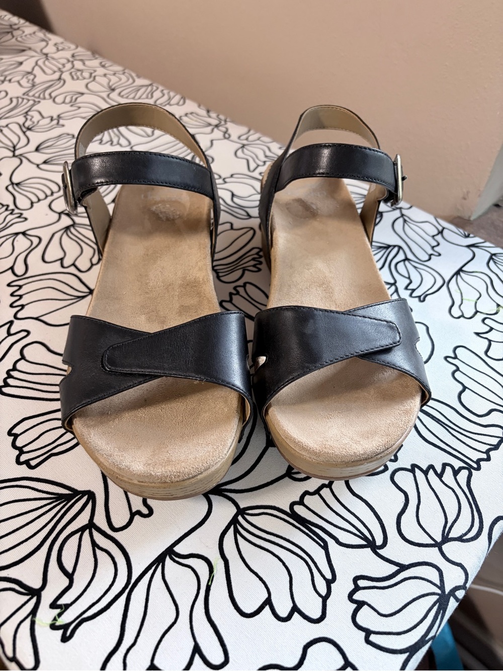 Dansko Black Leather Crossover Strap Platform Sandals